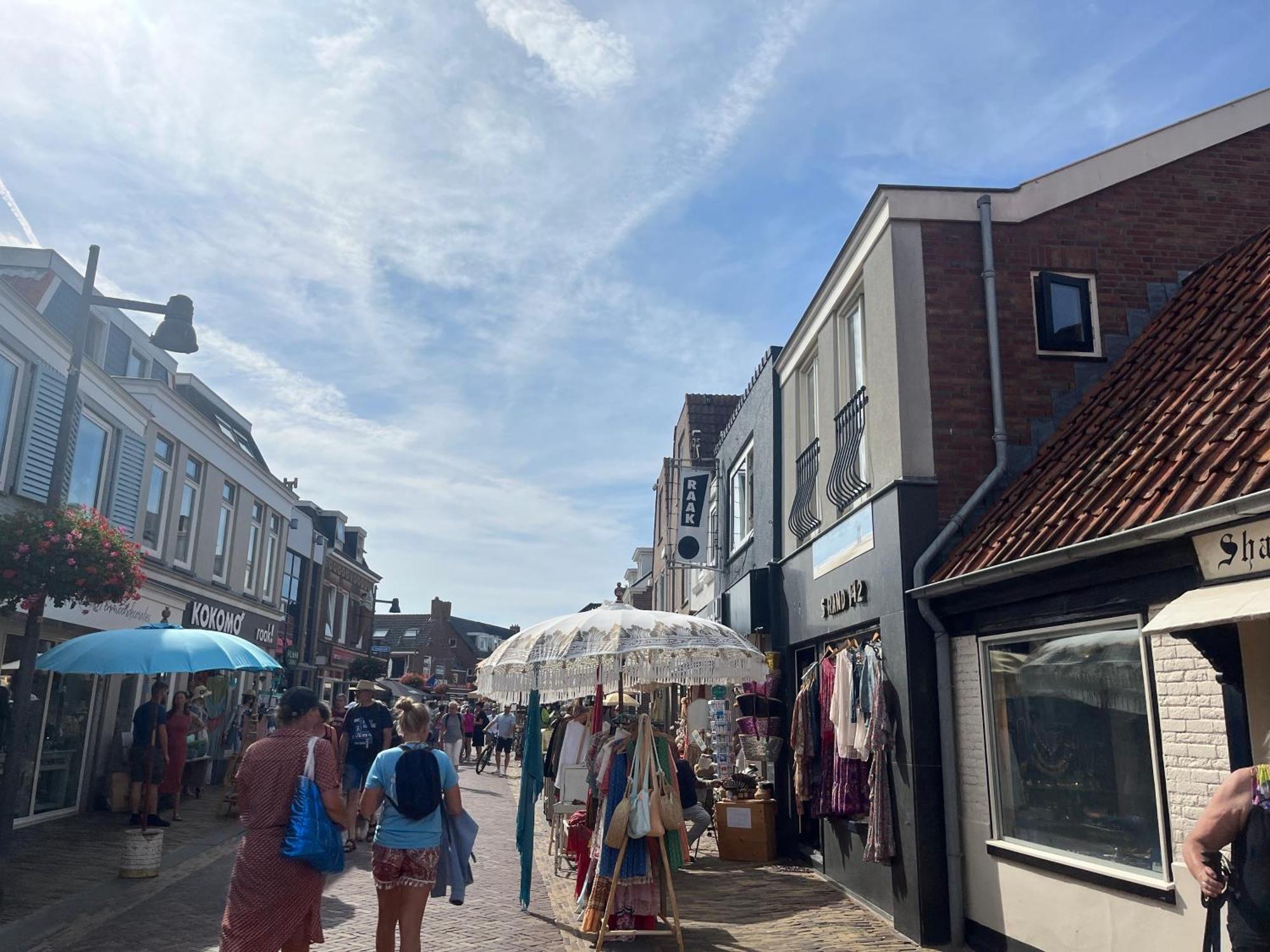 Vakantiehuisje Aan Zee Met Dakterras Rust En Strand 250 M Egmond aan Zee Bagian luar foto